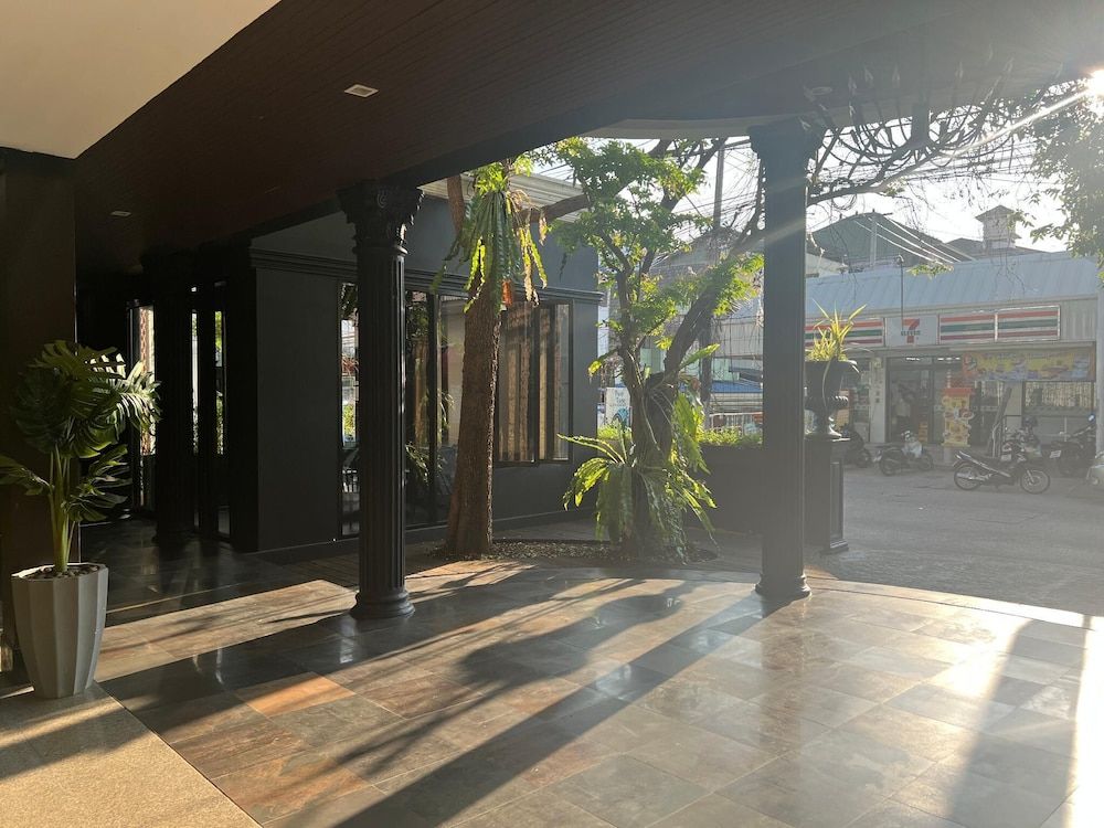 undefined PRS Hotel by Sojourn 5