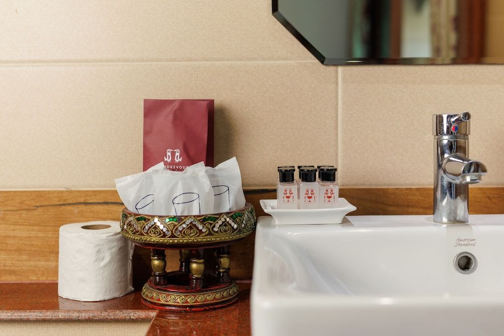 Rendezvous Classic House Classic Triple Room, Balcony 8