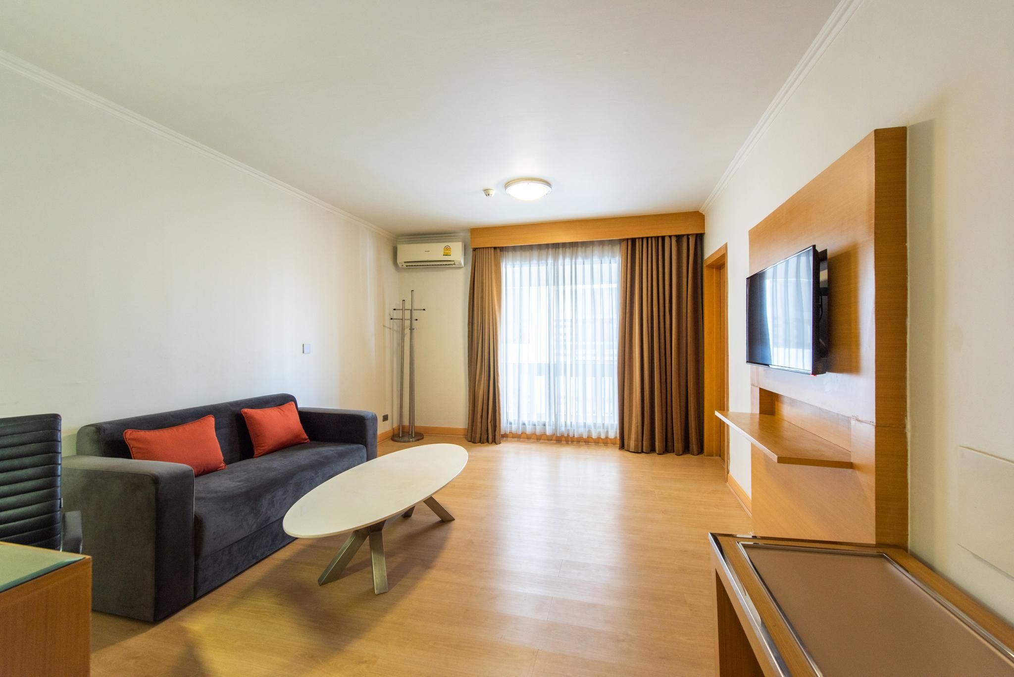 undefined Maple Hotel 10