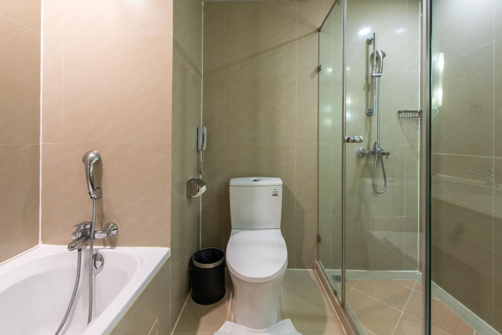 undefined Maple Hotel 7