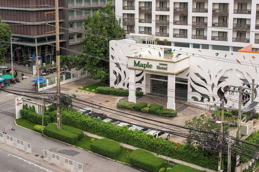 undefined Maple Hotel 2