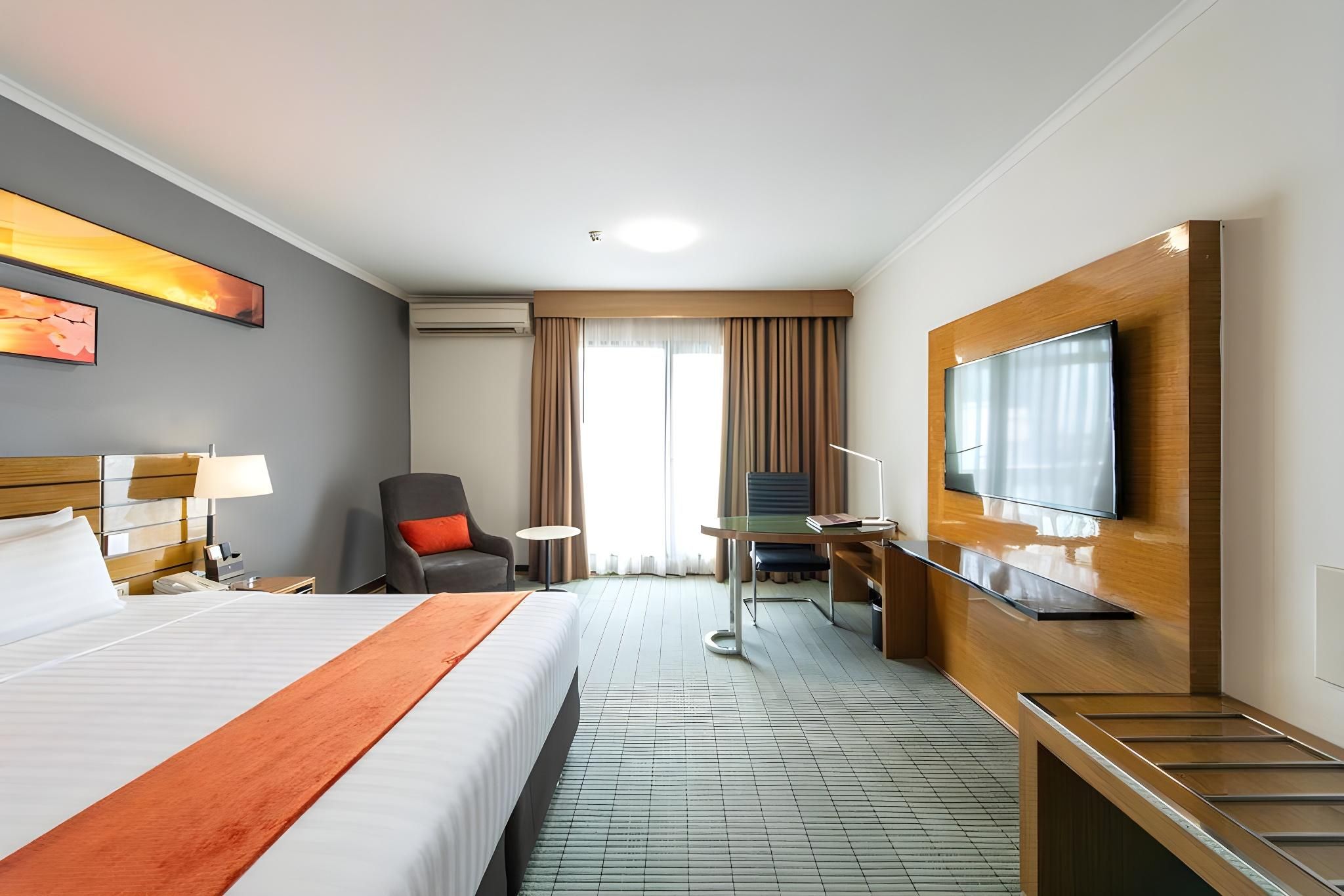 undefined Maple Hotel 6