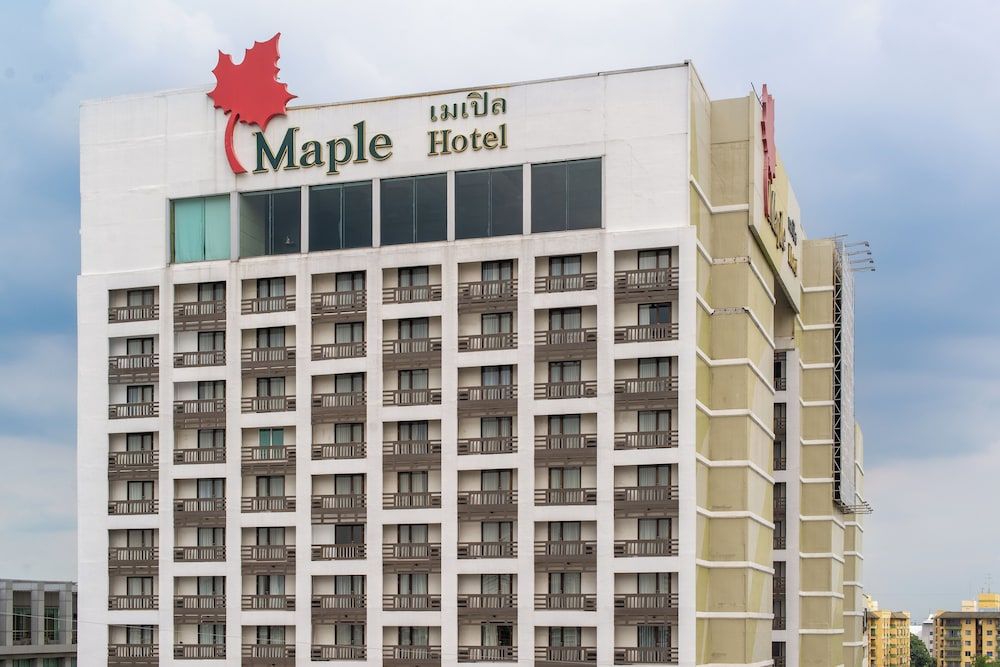 undefined Maple Hotel 3