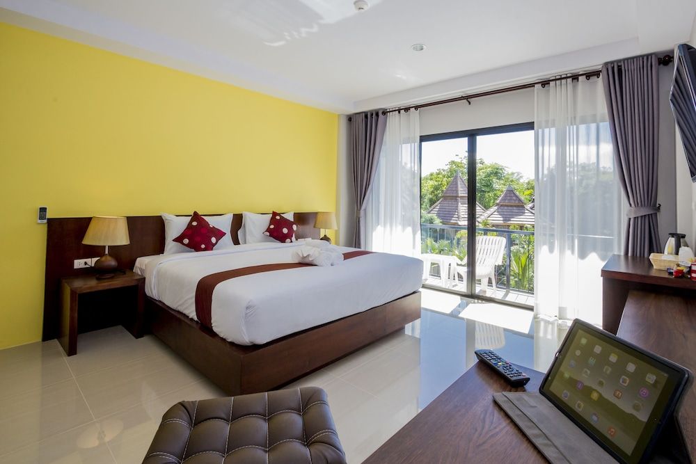 Andaman Pearl Resort Deluxe Room 4