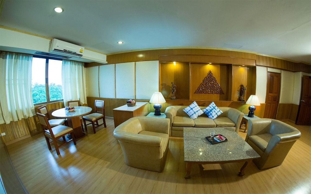 Phrae Nakara Hotel Family Suite 3