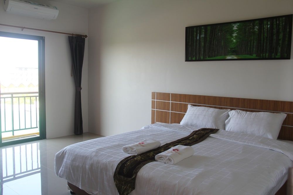 Tawan Anda Garden Hotel Standard King Room 3