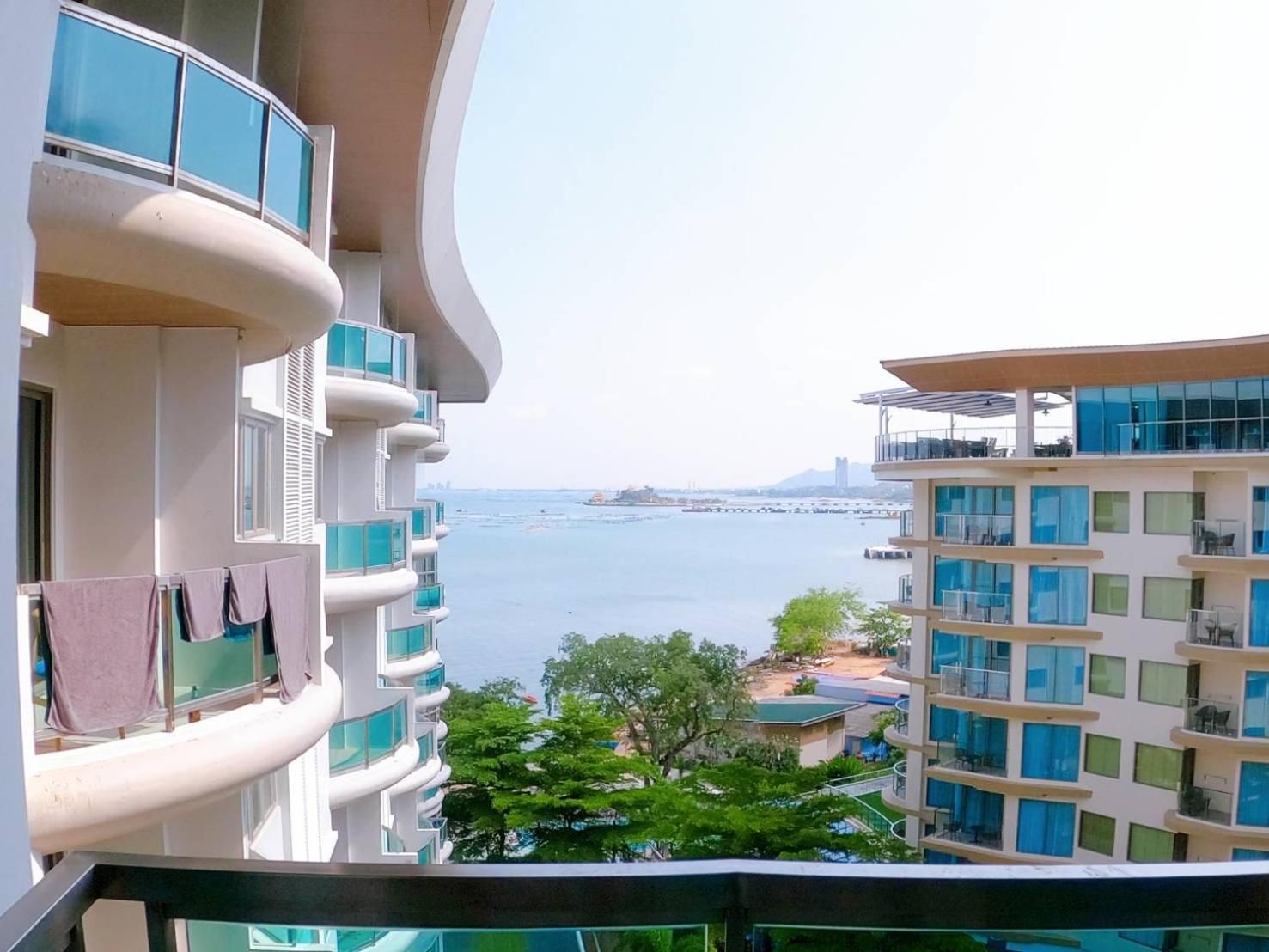 Sonrisa Sriracha Standard 2