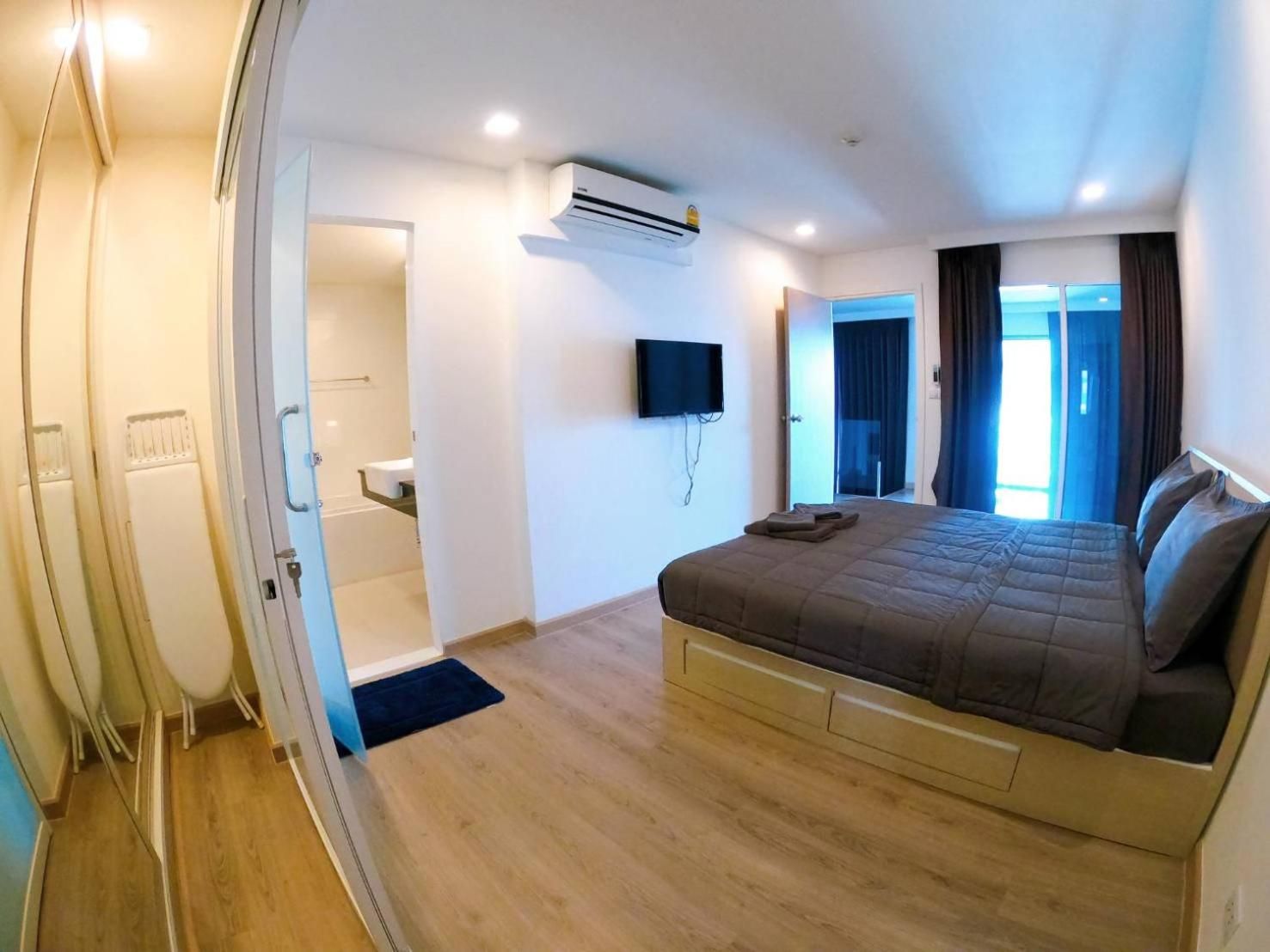 Sonrisa Sriracha Standard