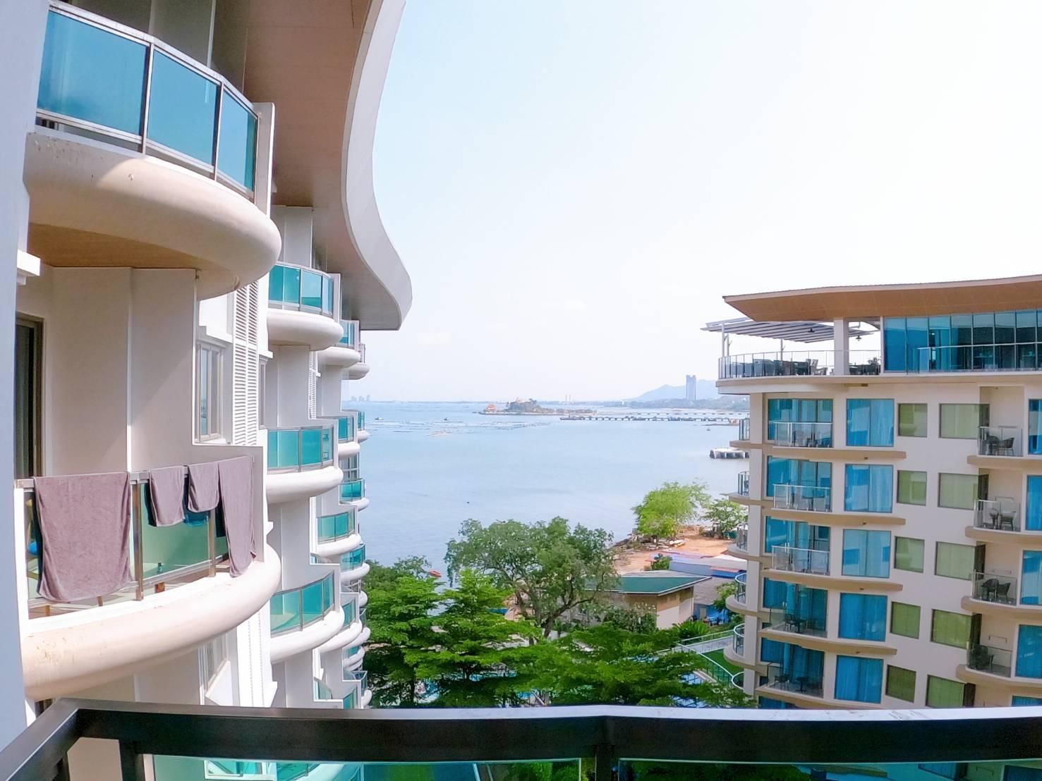 Family Room Pool View