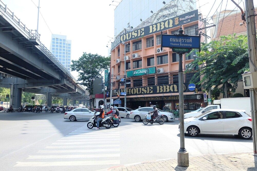 undefined Take A Nap Hotel 6