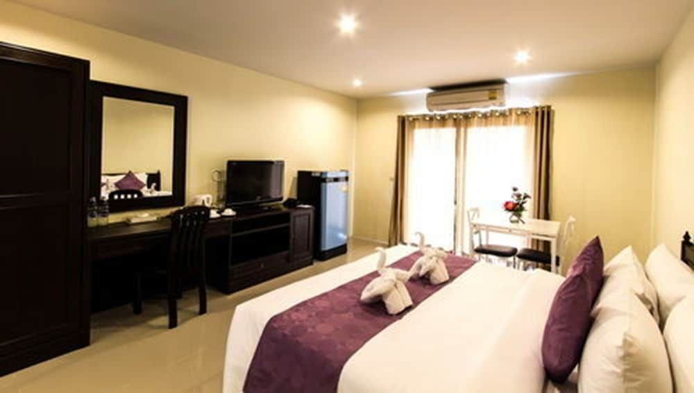 undefined Meesuk Place 3