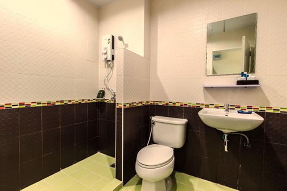 undefined Meesuk Place 7