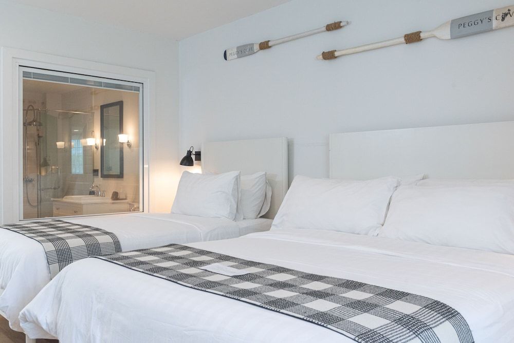 Peggy's Cove Resort Deluxe Room 7