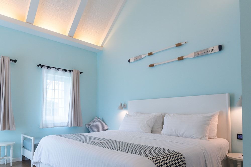 Peggy's Cove Resort Deluxe Room 3