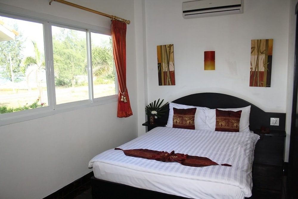 Ao Thai Resort Standard Bungalow