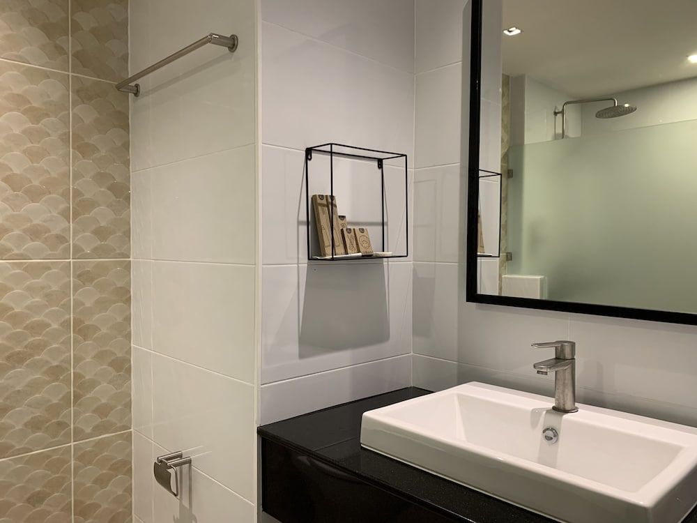 undefined The Royal River Hotel 8