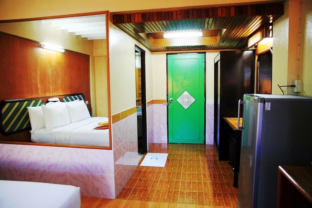 Seashore Pattaya Resort Superior Room 6