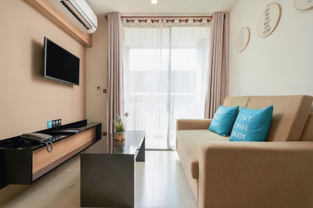 Cross Vibe Chiang Mai Decem One Bedroom Suite with Bath Tub 5