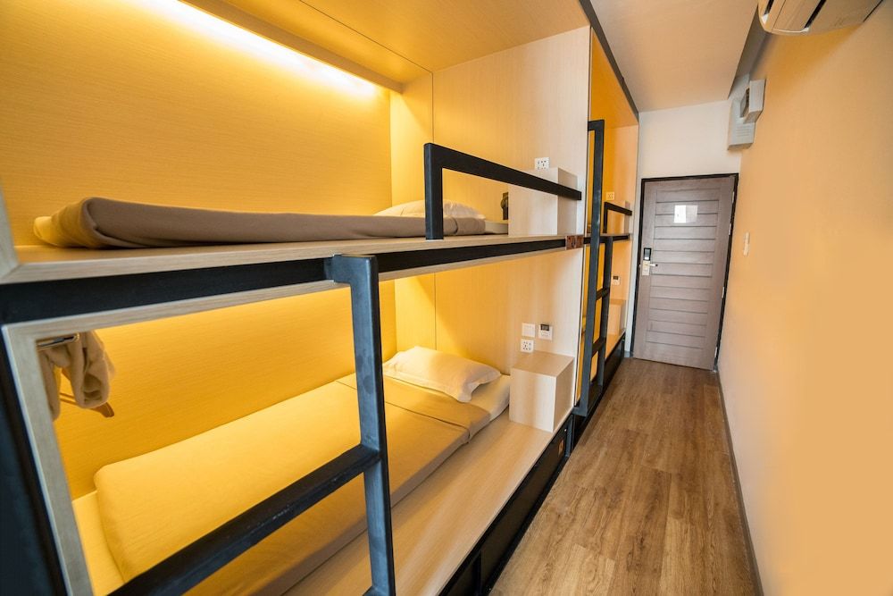 Cubic Bed Pratunam - Hostel Private 6 beds (Share Bathroom) 2