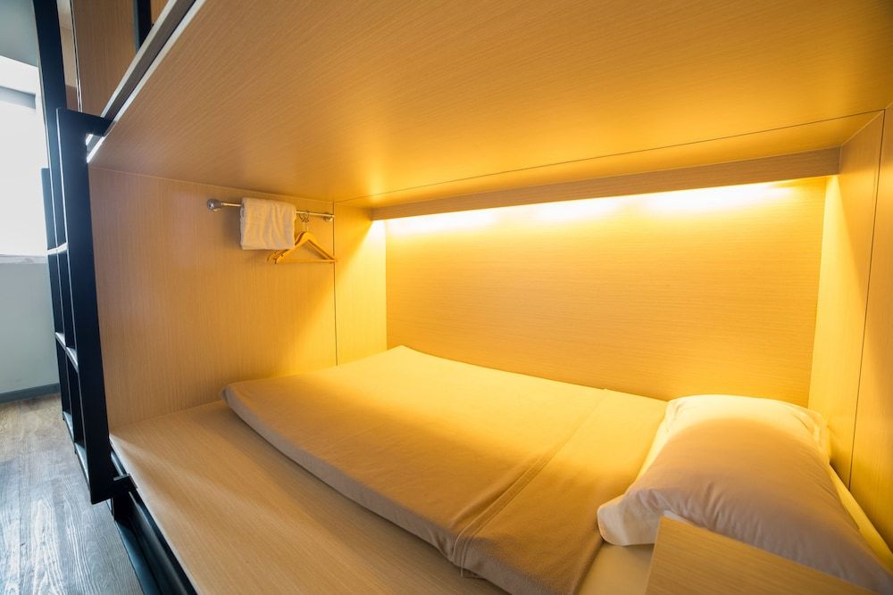 Cubic Bed Pratunam - Hostel Private 6 beds (Share Bathroom) 4