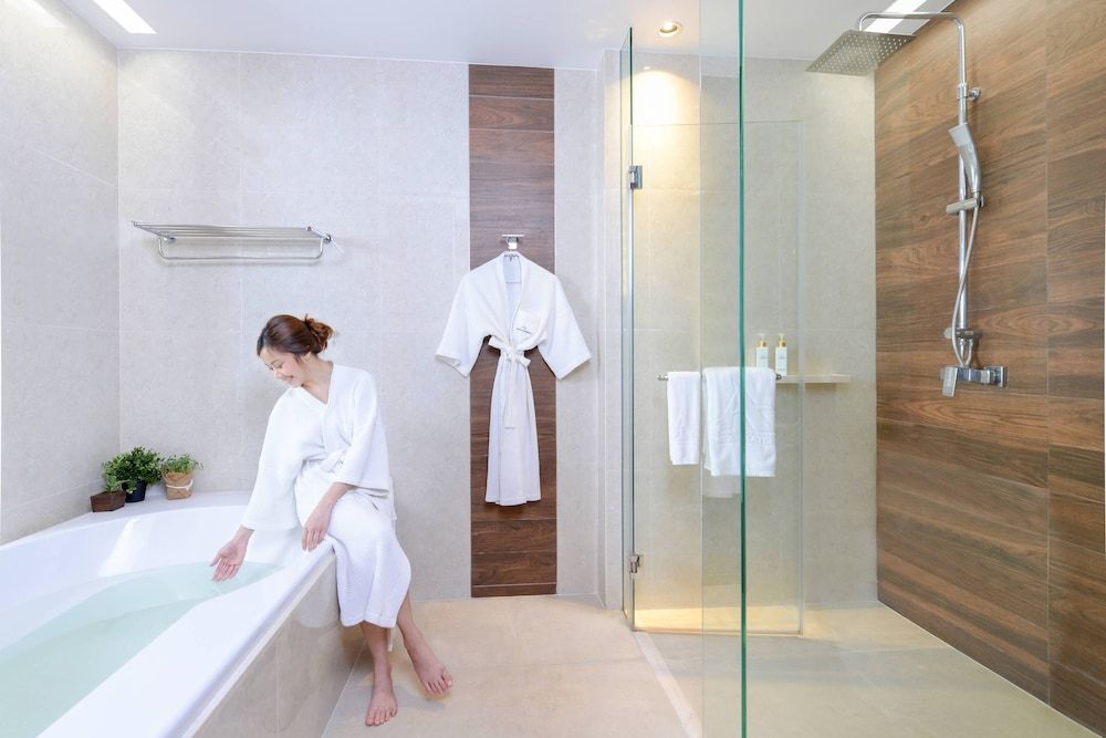 Amanta Hotel & Residence Ratchada 1-Bedroom Deluxe Suite with City View 6