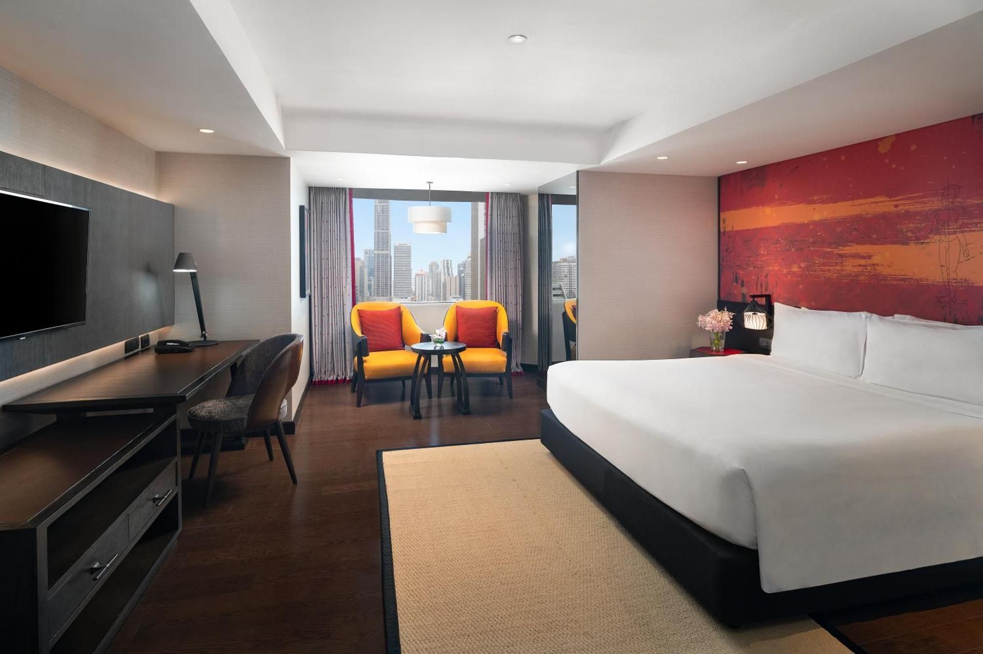 Suite King Bed