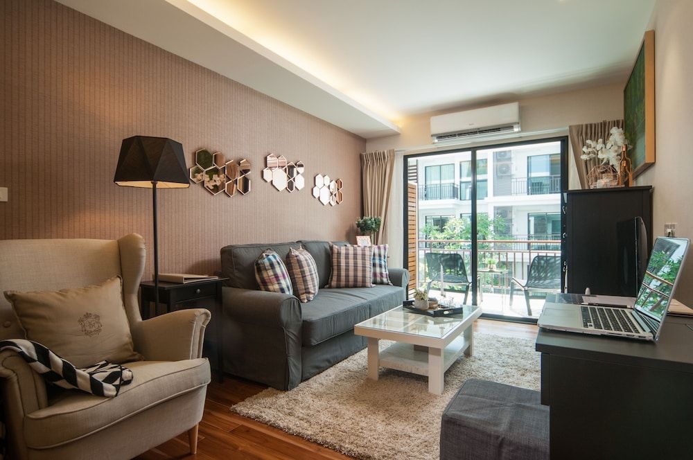 The Title KR Beach Condotel Rawai Phuket Comfort Suite, 1 Bedroom, Pool View 8