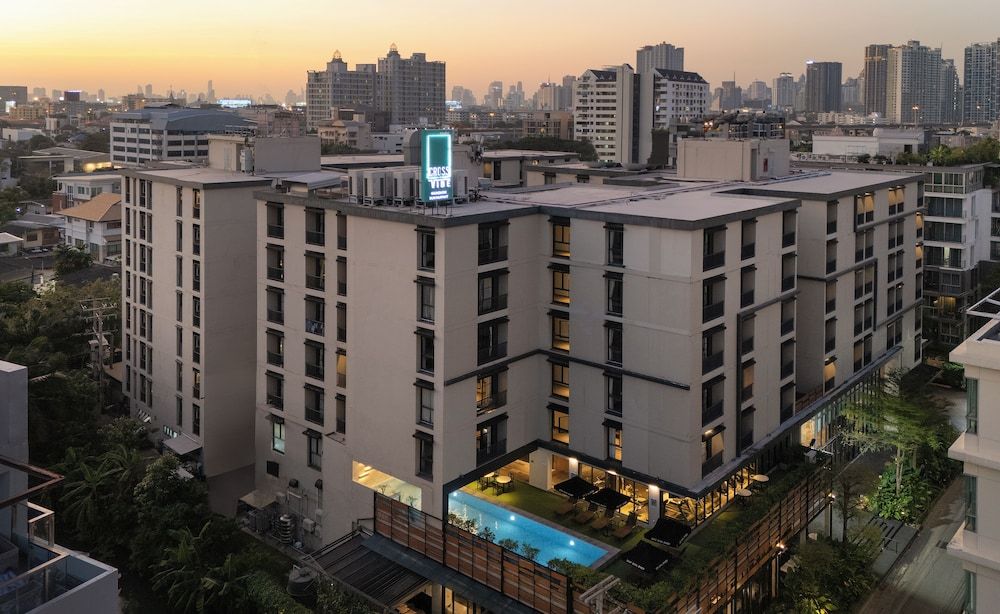 undefined Cross Vibe Sukhumvit Hotel 8