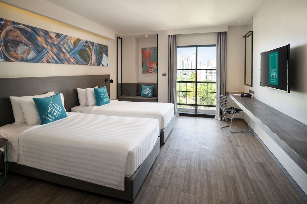 Cross Vibe Sukhumvit Hotel Standard Twin Room, 2 Twin Beds 3