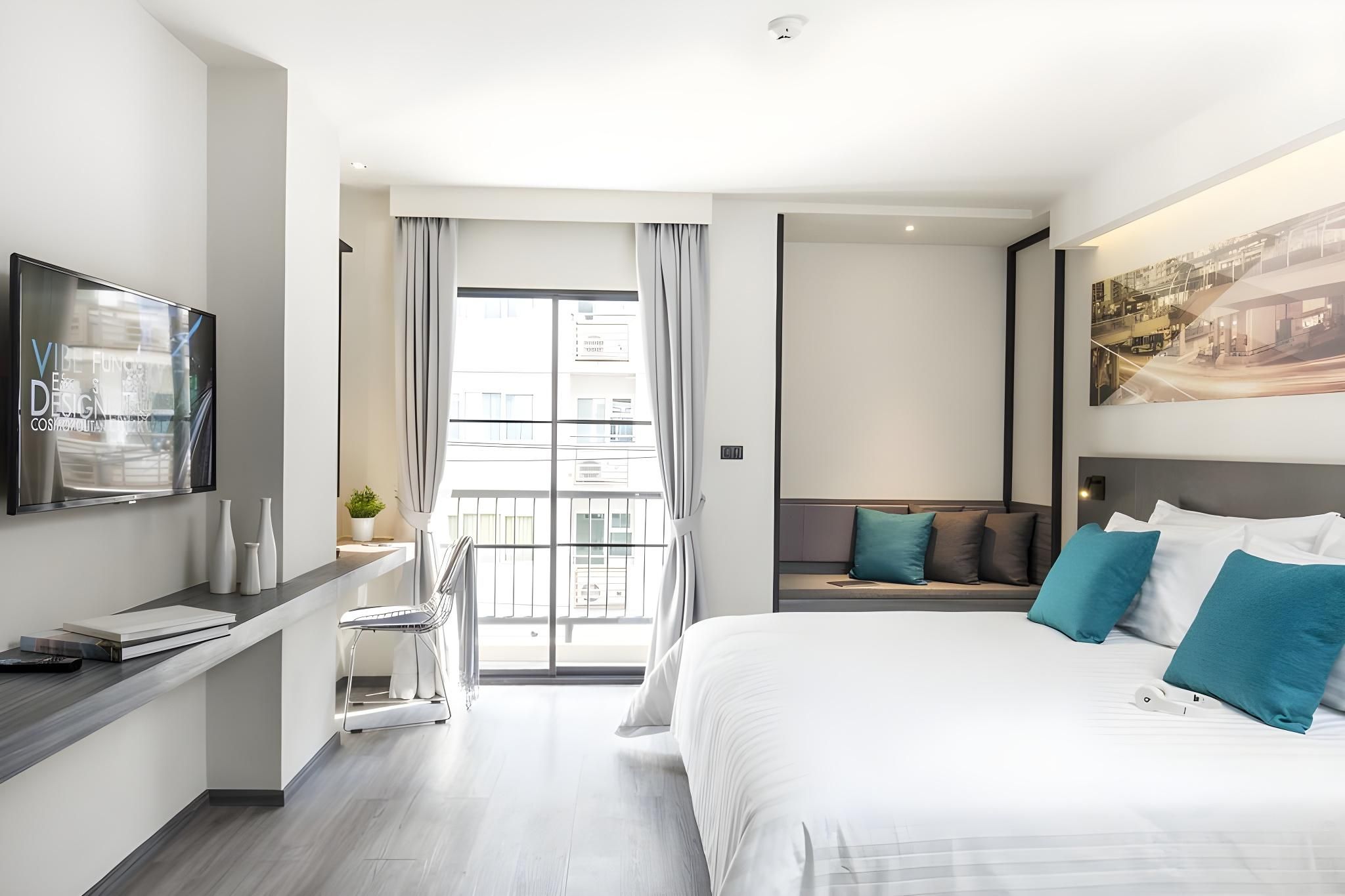 Cross Vibe Sukhumvit Hotel Standard - Twin Bed