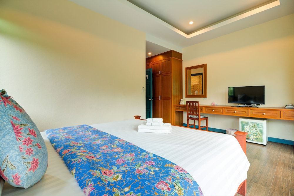 Baan Patcharintorn Samui Standard Suite with Balcony 2