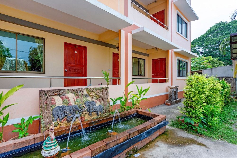 undefined OYO 1024 Thank Place 5