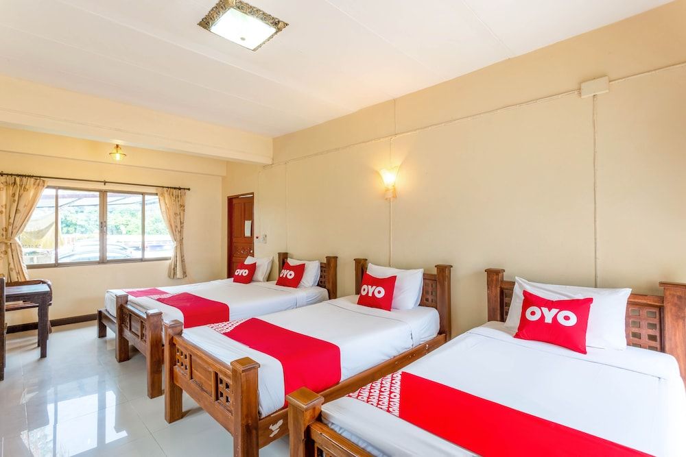 OYO 1024 Thank Place Family Suite