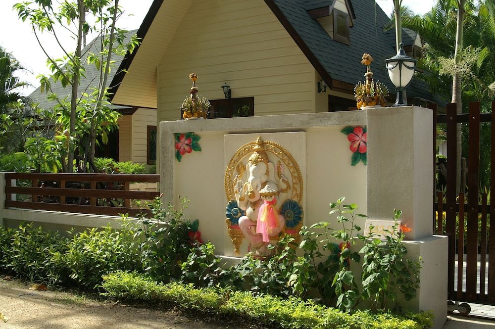 undefined Natien Beach Villa