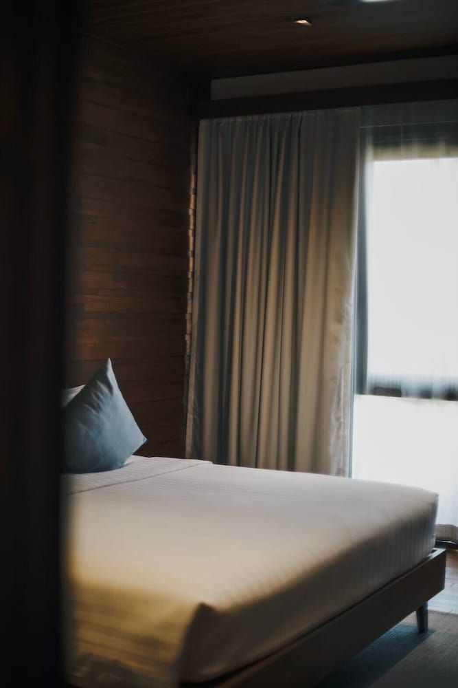 CHANN Bangkok-Noi Superior Studio Garden View 7