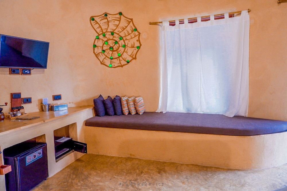 The Mud Deluxe Villa, Sea View 9