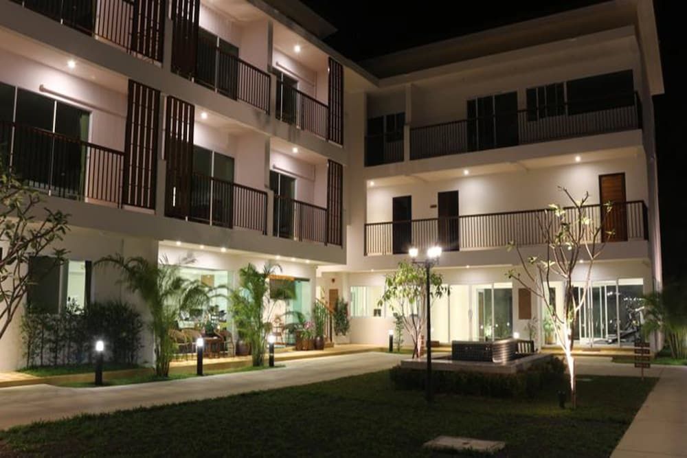 undefined Crystal Lamai Hotel 6