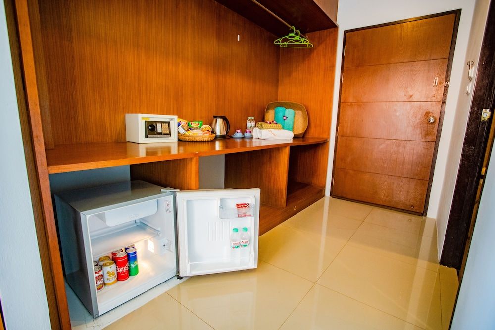 The Spa Garden Samui Deluxe Twin Room 8