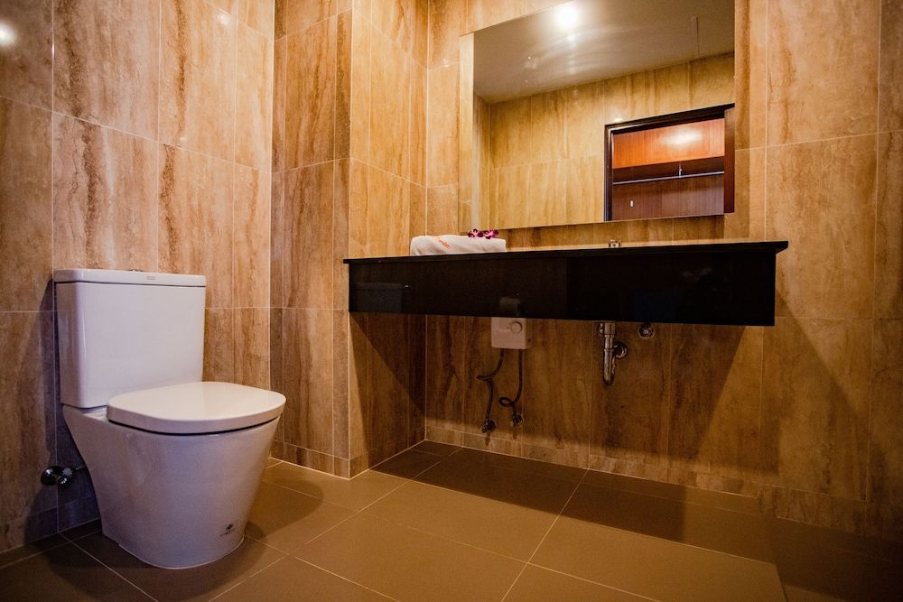 The Spa Garden Samui Deluxe Twin Room 6