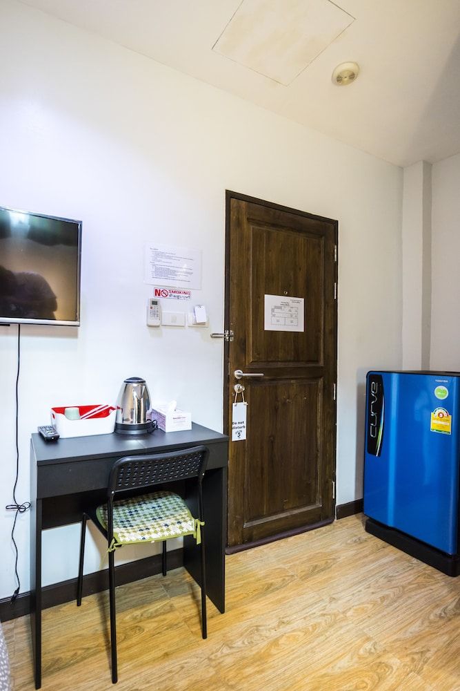 The Cube Sathorn Boutique Deluxe Room, 1 Bedroom, Ensuite, Ground Floor 5