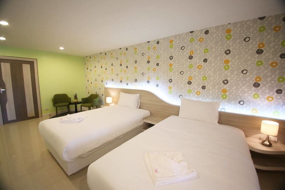 Trebel Service Apartment Pattaya Suite A (Twin Suite)