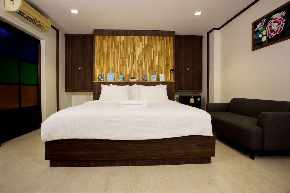 Phimai Paradise Hotel Room, 1 Bedroom, Non Smoking, Bathtub 5