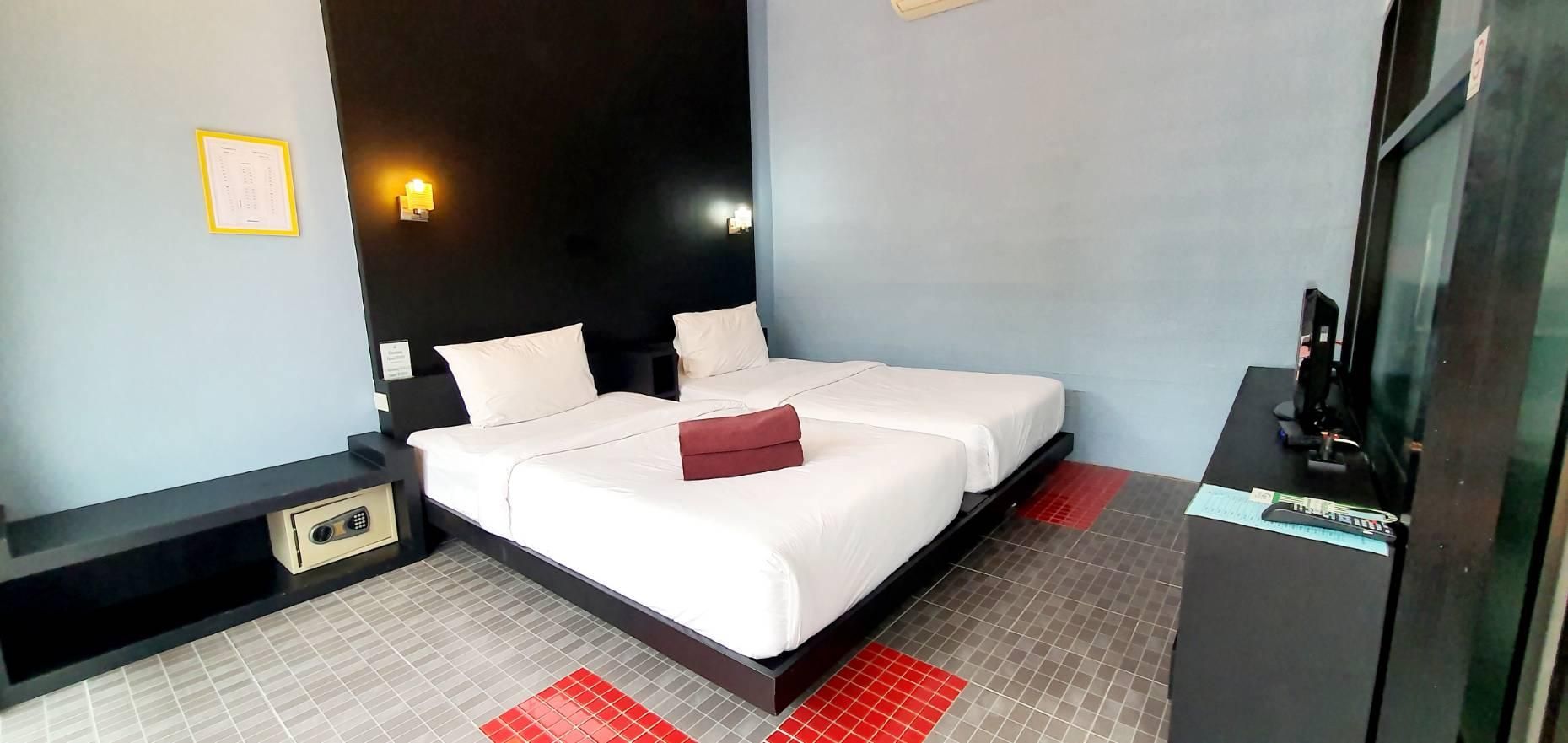 Khun Chaweng Resort Standard Twin Bed 2