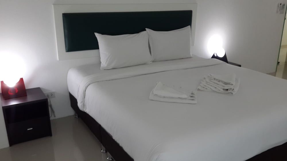 Khun Chaweng Resort Superior Room 10