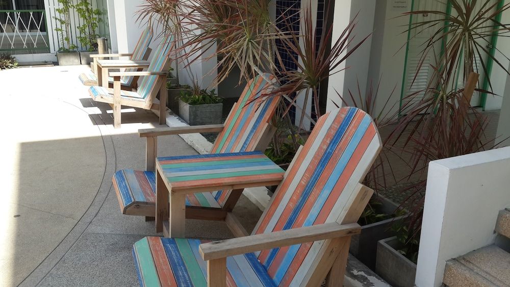 Khun Chaweng Resort Superior Room 11