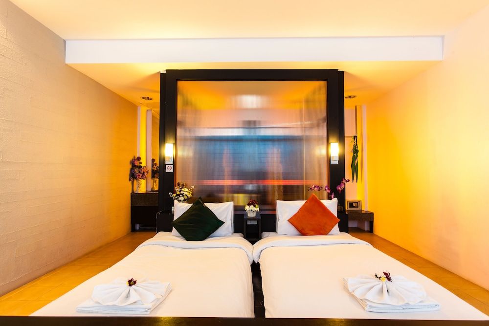 Khun Chaweng Resort Superior Room 5