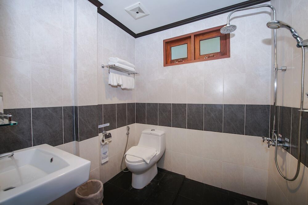 Pai Tan Villas Deluxe Double Room 8