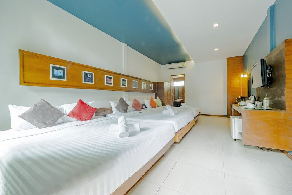 Nana Resort Kaengkrachan Family Room for 6 persons 2