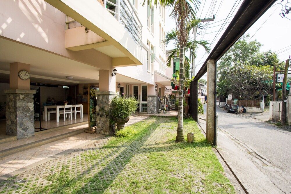 undefined Triple Palms House 10