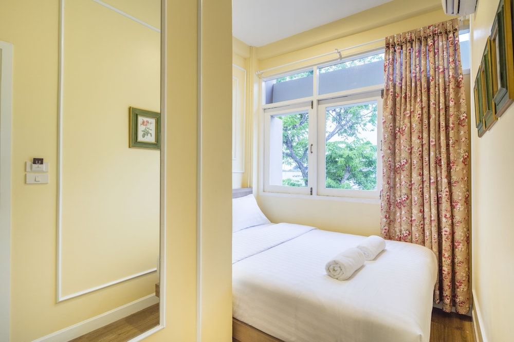 Double Room with Shared Bathroom